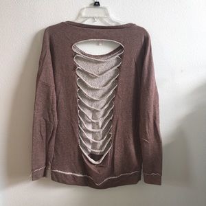 Brown sweatshirt with cut open back